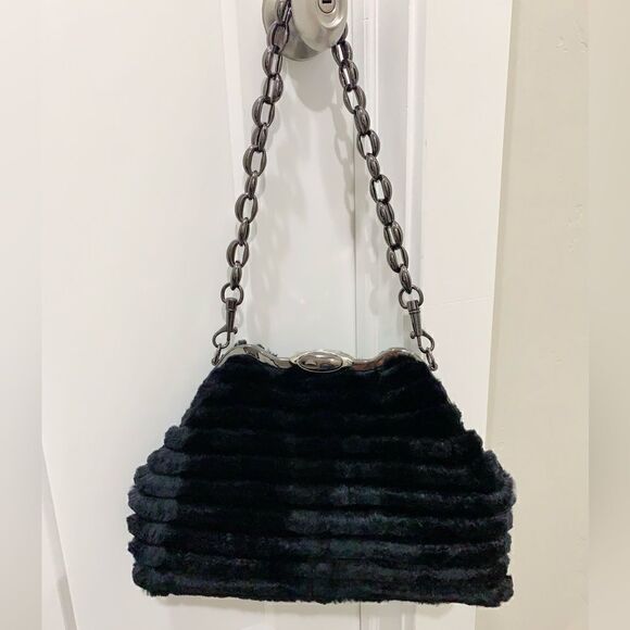 Handmade Real Rex Rabbit Fur Embossed Push Lock Handbag With 3 Strap Styles - Picture 6 of 17